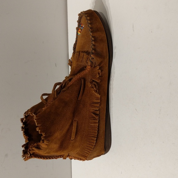 Manitobah Mukluks Moccasin - Picture 3 of 9